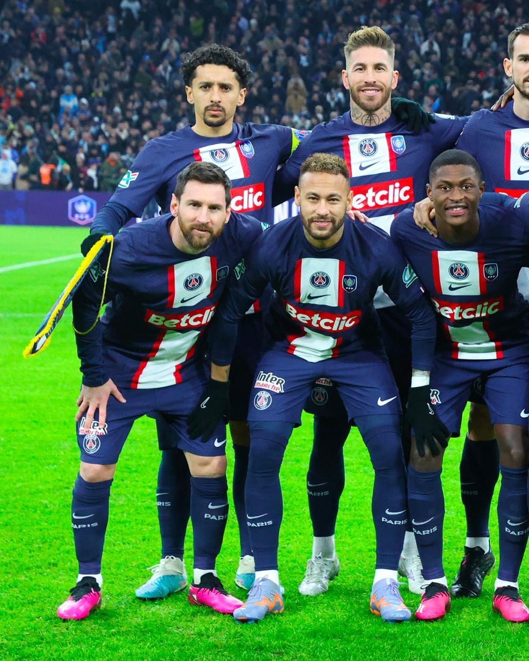  法国杯里昂vs巴黎圣日尔曼 