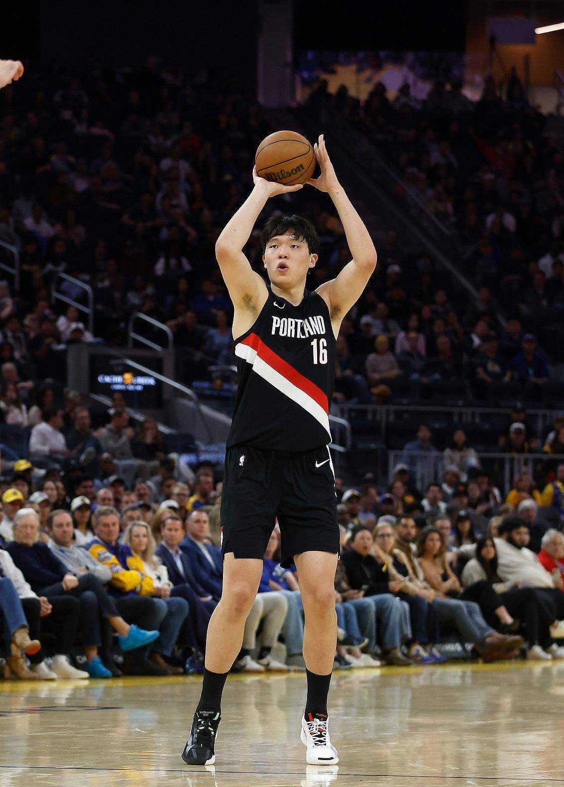 开云体育娱乐 -关于荷甲倒计时，马德里竞技清晨战术微调，细节引发关注，气氛紧张，轮换策略成焦点的信息