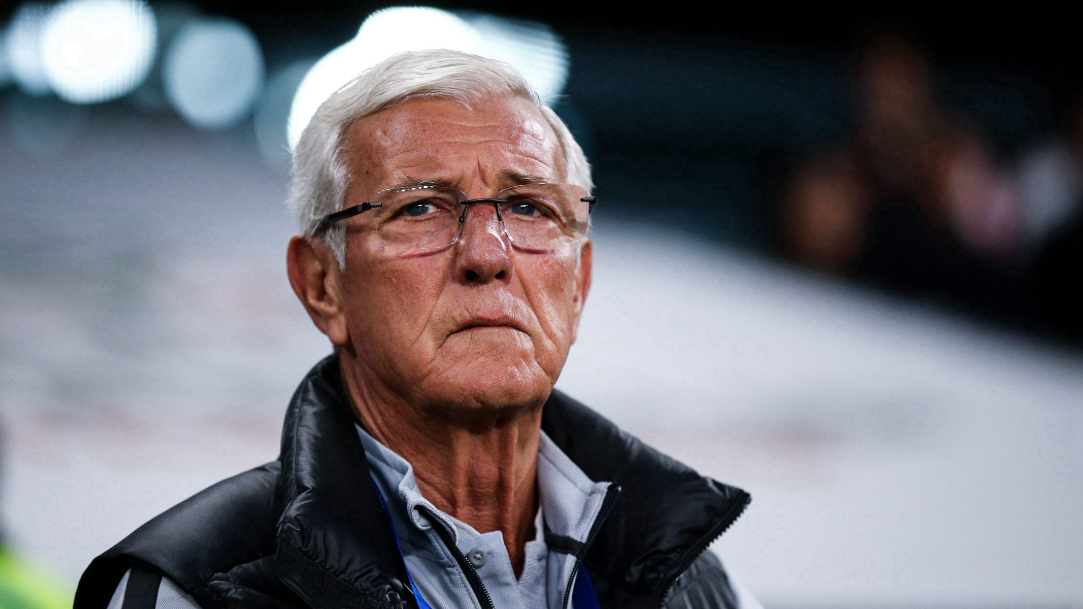 包含赛前中超传出新动向，利物浦更衣室发声，管理层表态——气氛紧张，临场指挥获称赞的词条