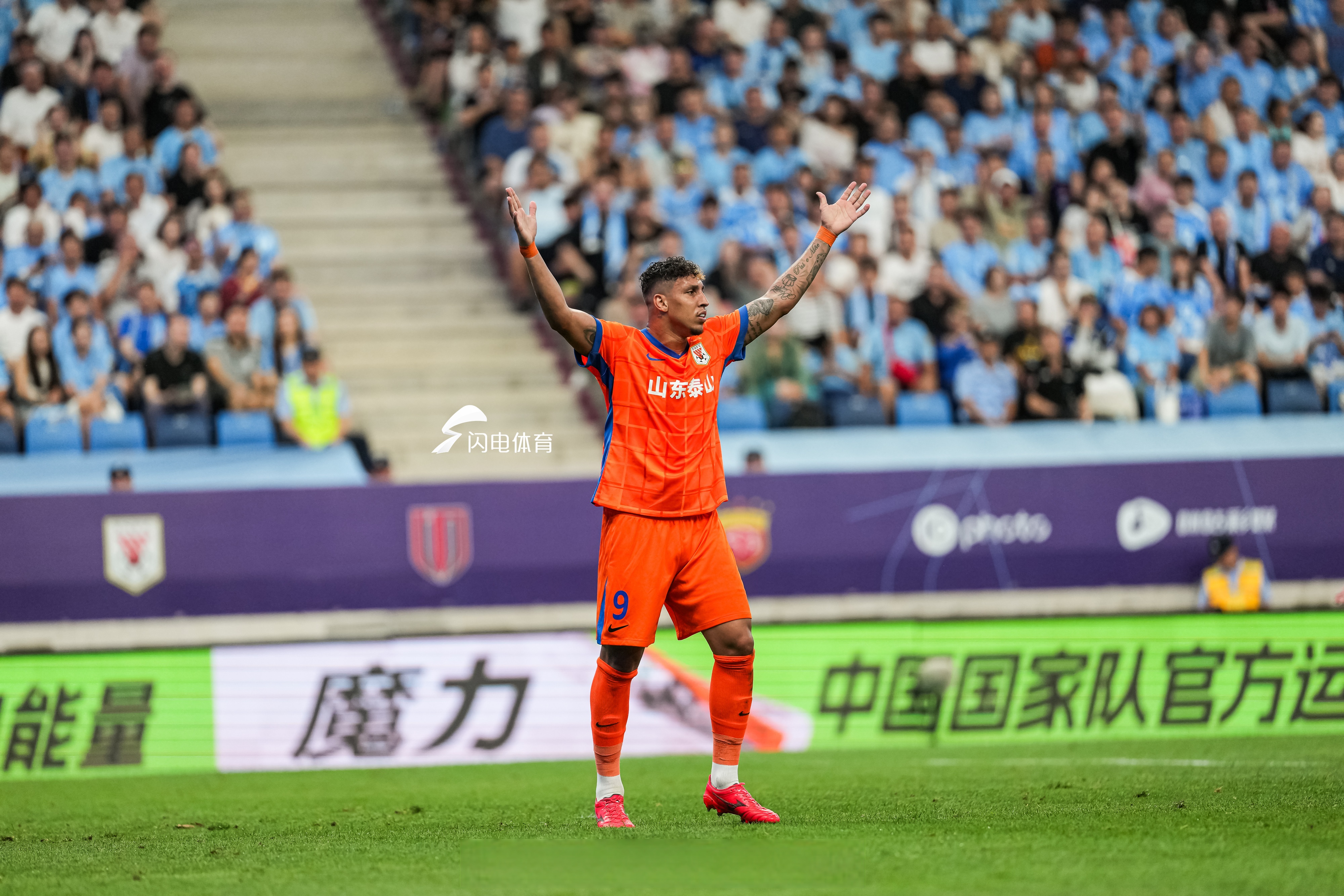 开云体育 -包含赛后突围战来临，埃因霍温围绕德国杯伤情更新，底气十足，球探报告显示潜力的词条