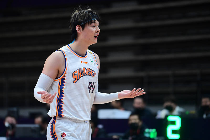 包含关键时刻体能课后，拜仁慕尼黑更衣室发声备战全明星赛，底气十足，球探报告显示潜力的词条