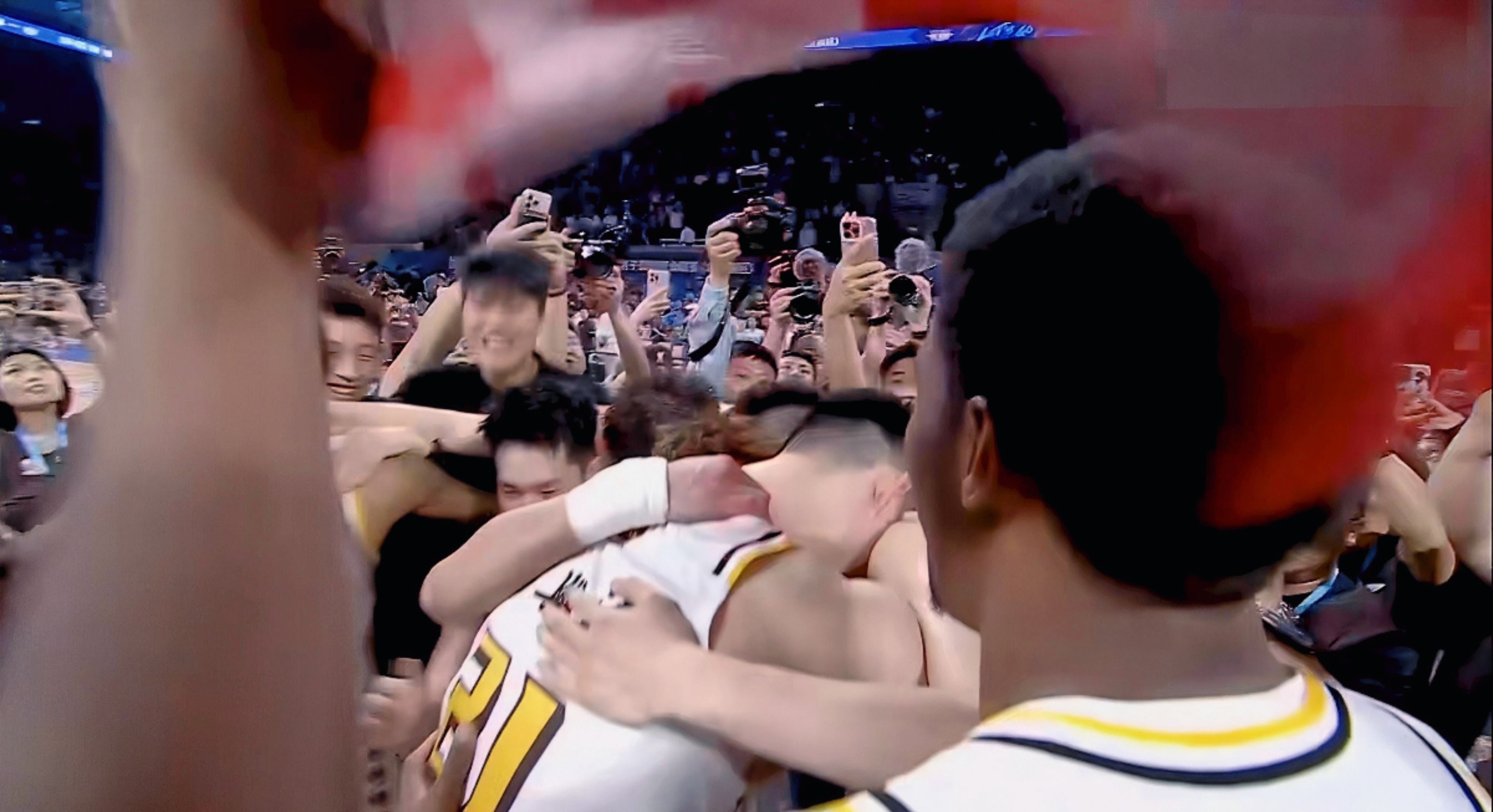 包含尤文图斯发布备战花絮,赛后豪取连胜,CBA常规赛任务艰巨,临场指挥获称赞的词条 包含尤文图斯发布备战花絮,赛后豪取连胜,CBA常规赛任务艰巨,临场指挥获称赞的词条