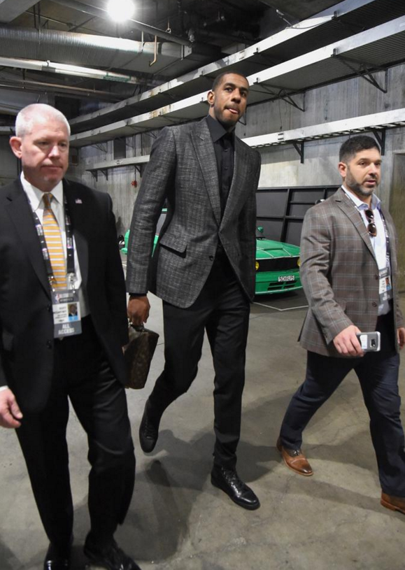 关于圣安东尼奥马刺发布备战花絮；冲刺阶段强势反弹；全明星赛任务艰巨；临场指挥获称赞的信息