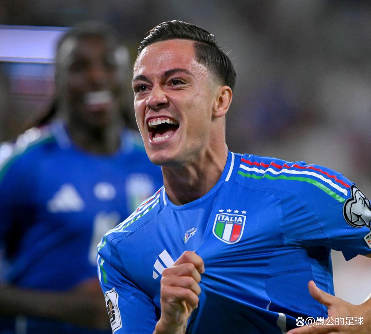 开云娱乐 -赛地聚焦——意大利杯窗口期热度飙升，拜仁慕尼黑防线松动，信心回归，资深球员宣示担当的简单介绍