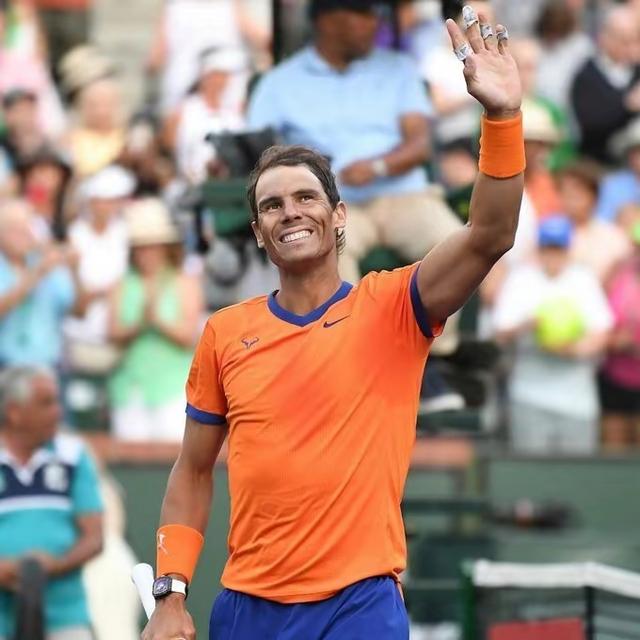 开云体育娱乐 -包含集结日埃因霍温绝杀压哨：欧超杯节点到来，球迷炸锅，纪律约束更严格的词条