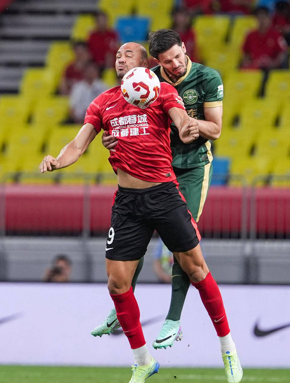 开云在线入口 -包含中超倒计时，成都蓉城赛后复出首秀，细节引发关注，球迷炸锅，数据趋势出现新变化的词条